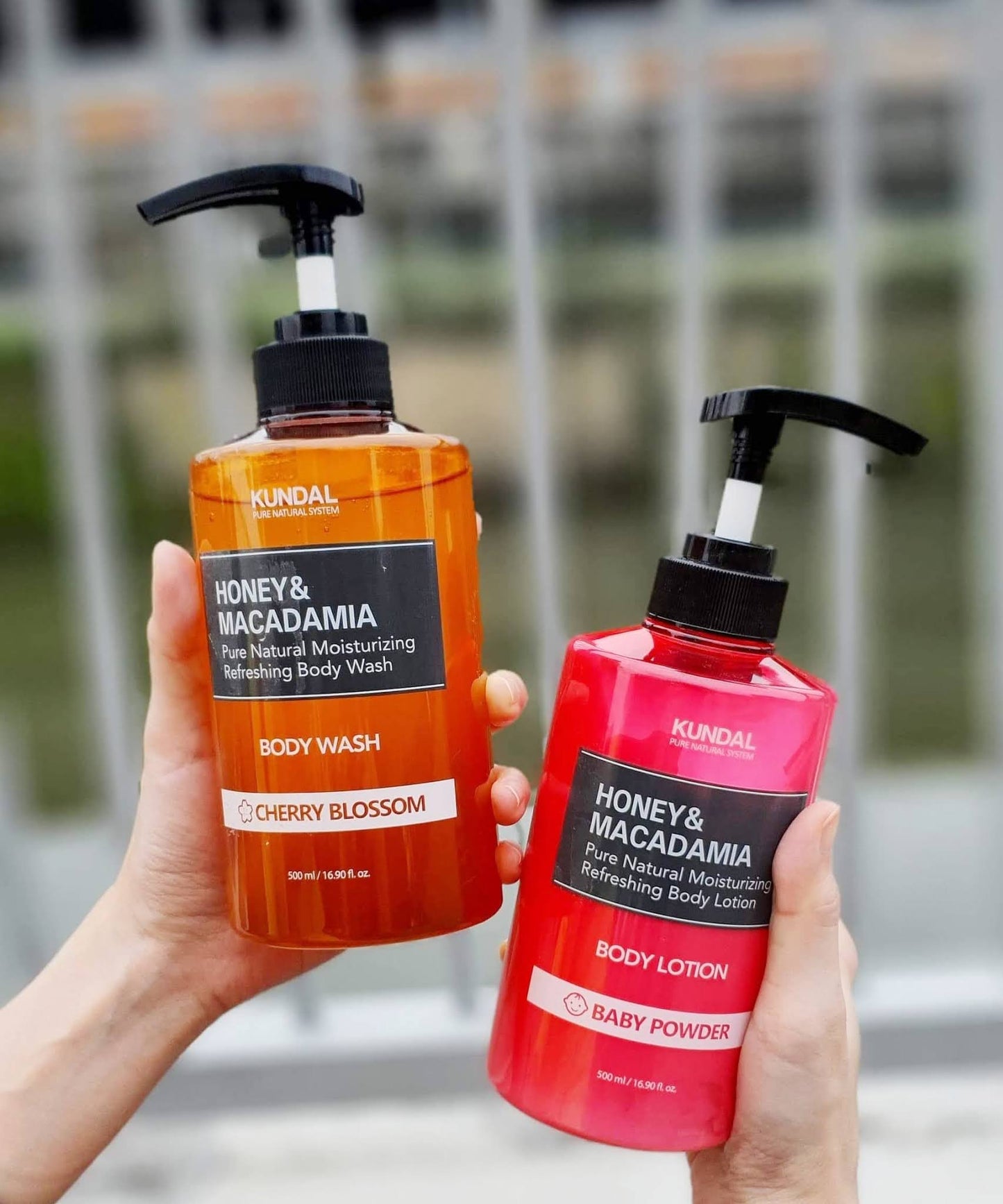 Honey & Macadamia Pure Body Lotion Cherry Blossom – Ενυδατική Λοσιόν Σώματος με Μέλι & Macadamia